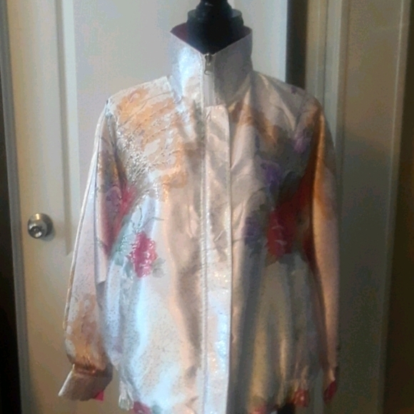 JUST Josephine Reversible Satin Jacket One Size ( S,M,L) - Picture 8 of 11